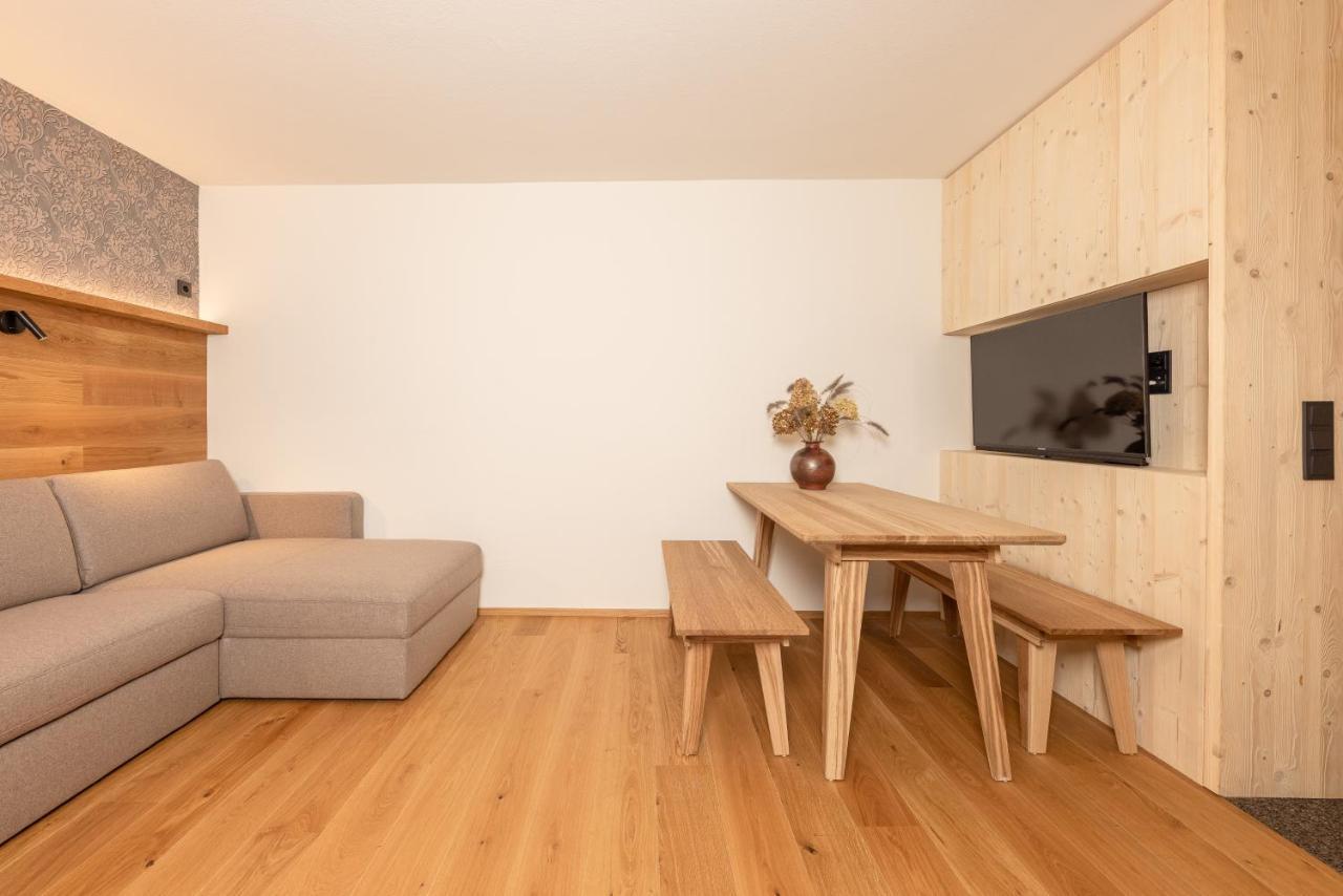Pension Gulla - Ferienhaus Appartements B&B 施图拜河谷新施蒂夫特 外观 照片