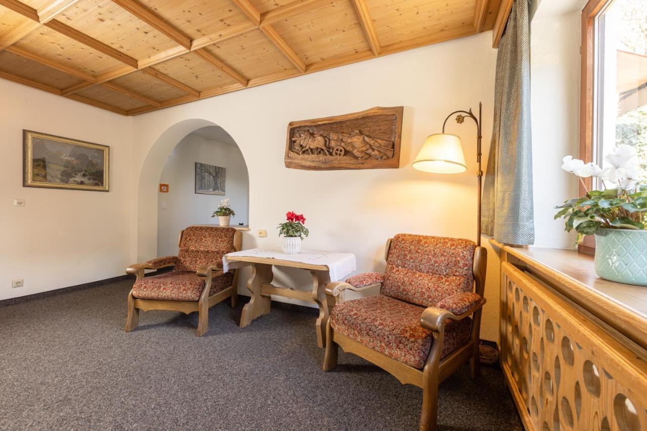 Pension Gulla - Ferienhaus Appartements B&B 施图拜河谷新施蒂夫特 外观 照片